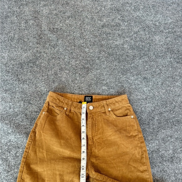 BDG Women's Corduroy Pants Mom High Rise Size 25 Khaki Tan Academia Preppy Urban - Picture 9 of 16